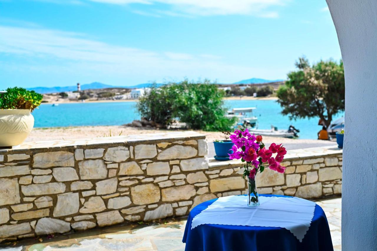 Beachfront Bocamviglies Rooms - Naoussa Bespoke View المظهر الخارجي الصورة