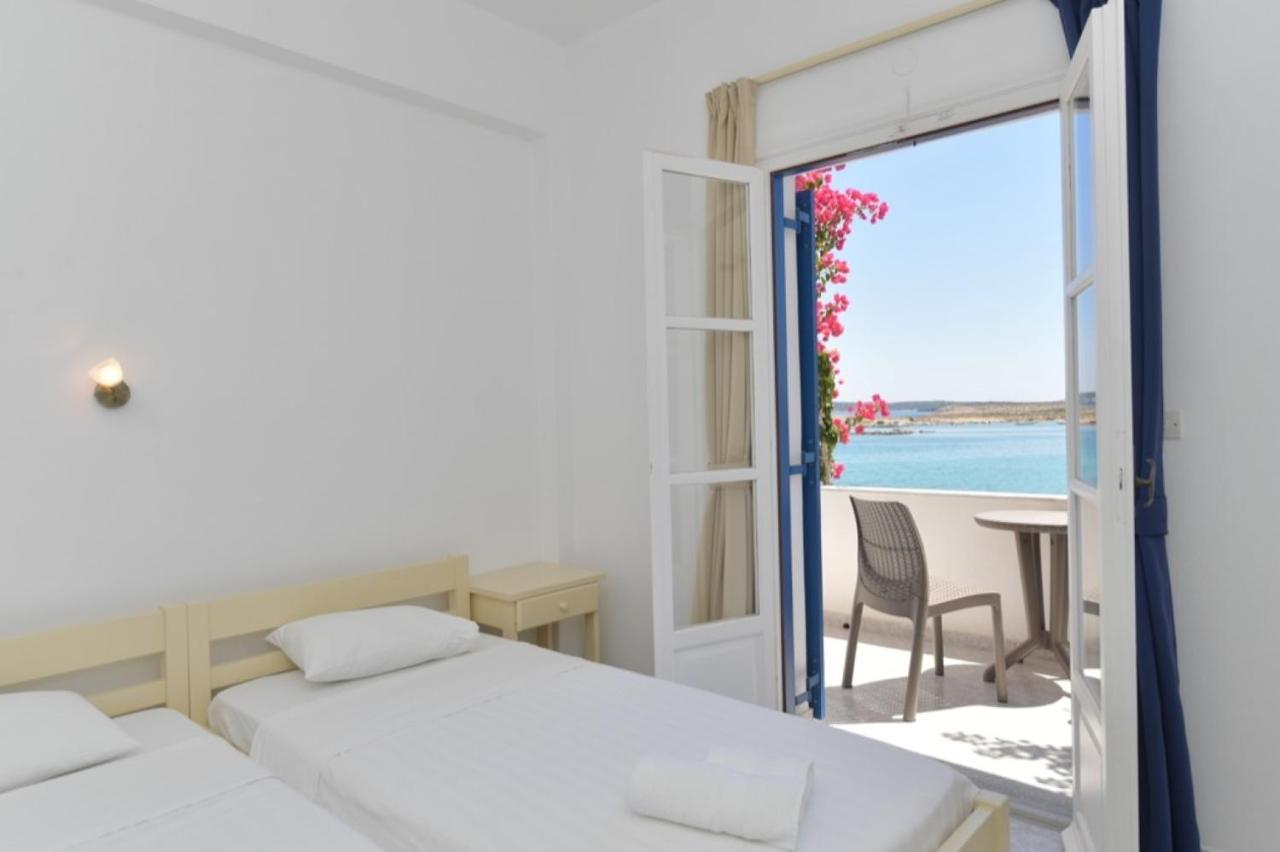Beachfront Bocamviglies Rooms - Naoussa Bespoke View المظهر الخارجي الصورة