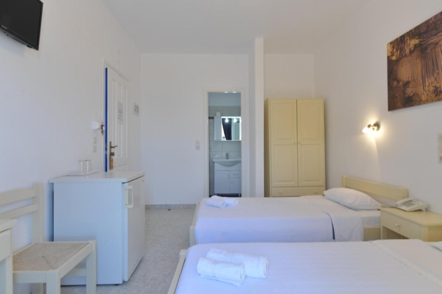 Beachfront Bocamviglies Rooms - Naoussa Bespoke View الغرفة الصورة