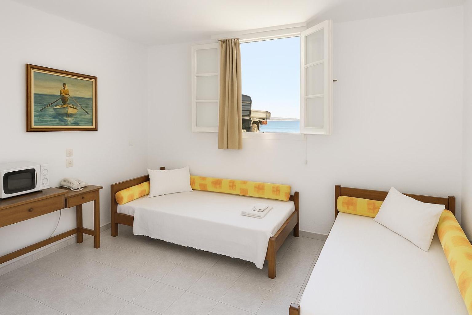 Beachfront Bocamviglies Rooms - Naoussa Bespoke View المظهر الخارجي الصورة